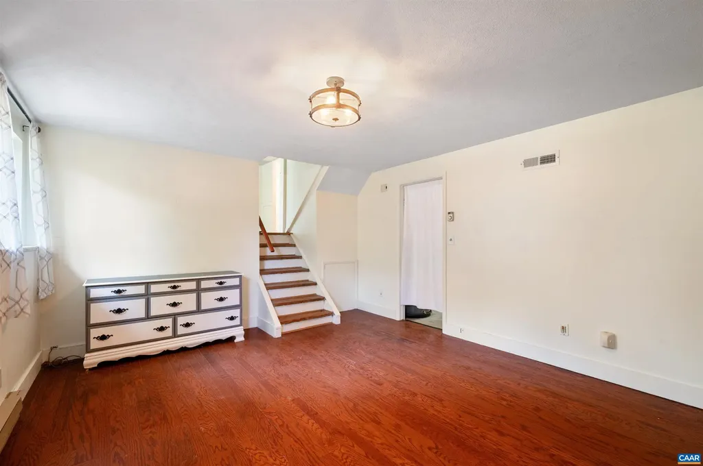 75 Lumber Lane Barboursville VA 22923