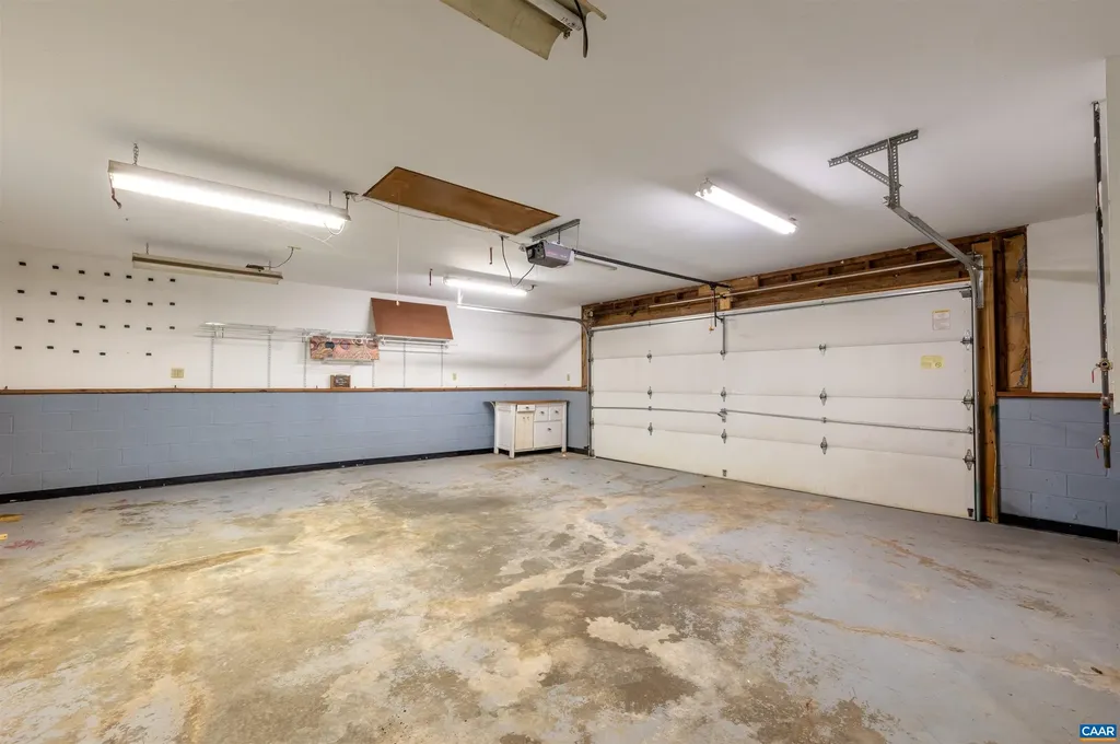 75 Lumber Lane Barboursville VA 22923