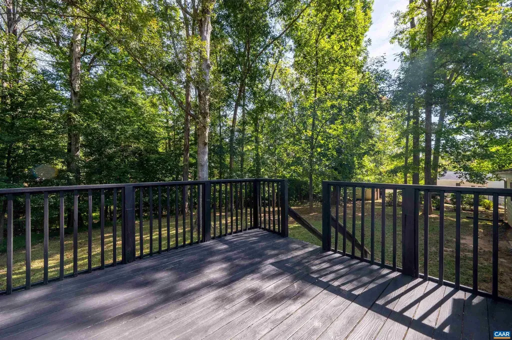 75 Lumber Lane Barboursville VA 22923