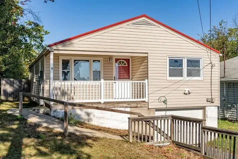 418 G Street Staunton VA 24401