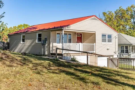418 G Street Staunton VA 24401