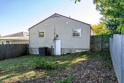 418 G Street Staunton VA 24401