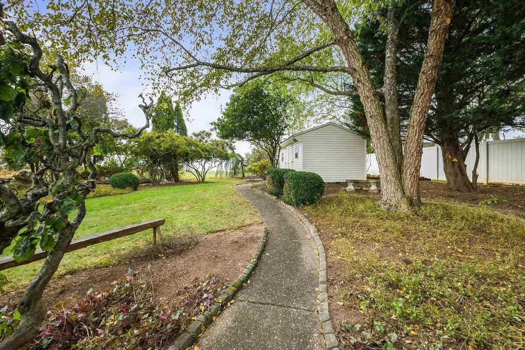 243 Northview Drive Dayton VA 22821