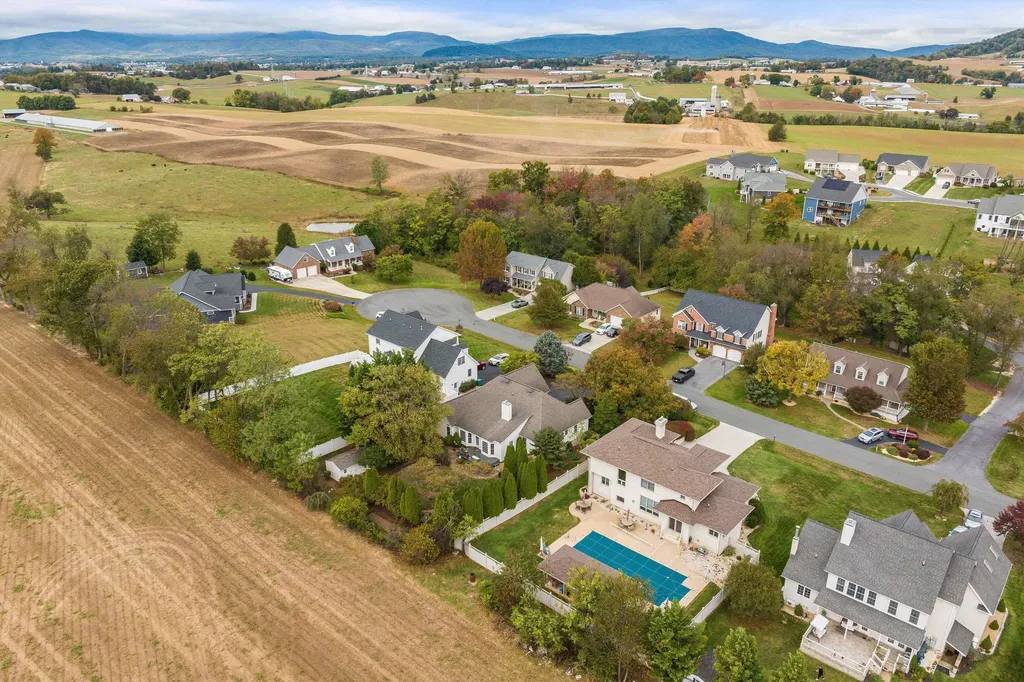 243 Northview Drive Dayton VA 22821