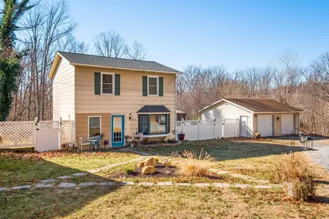 743 Comertown Road Shenandoah VA 22849
