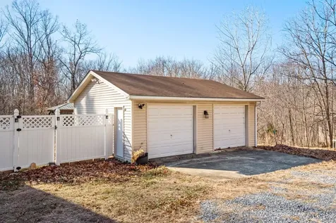 743 Comertown Road Shenandoah VA 22849