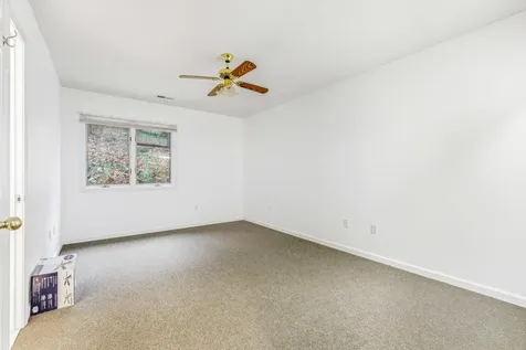 5067 Nicklaus Lane Mcgaheysville VA 22840