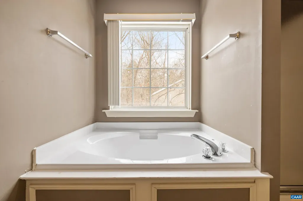 503 Jefferson Palmyra VA 22963