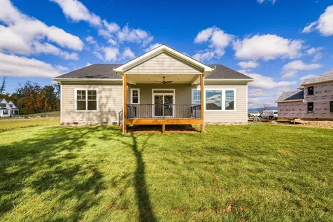 4935 Boxer Loop Mcgaheysville VA 22840