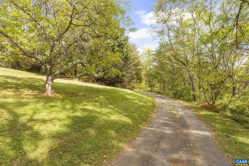 9281 Dick Woods Road Afton VA 22920