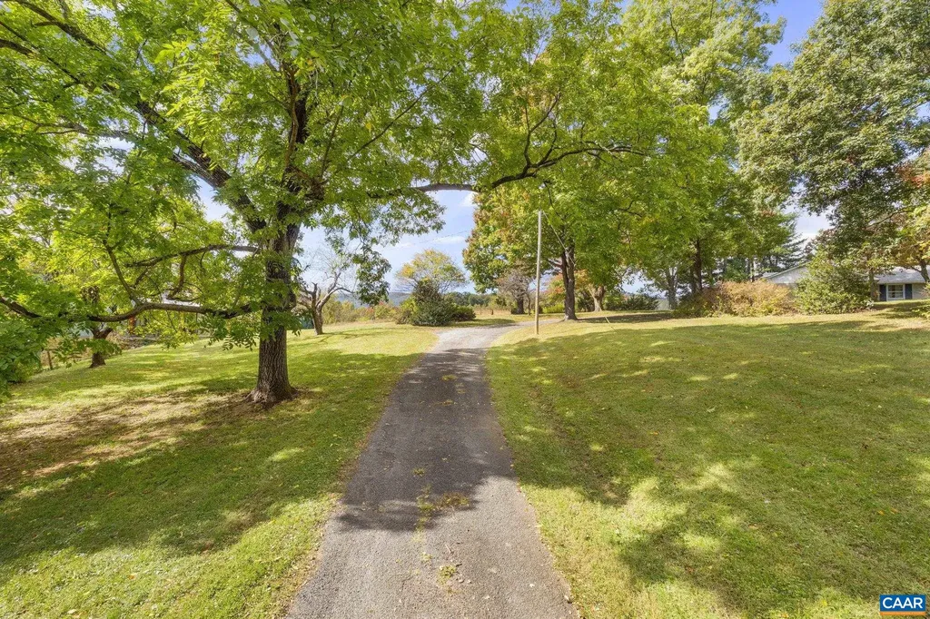 9281 Dick Woods Road Afton VA 22920