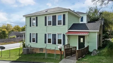 801 Stuart Street Staunton VA 24401