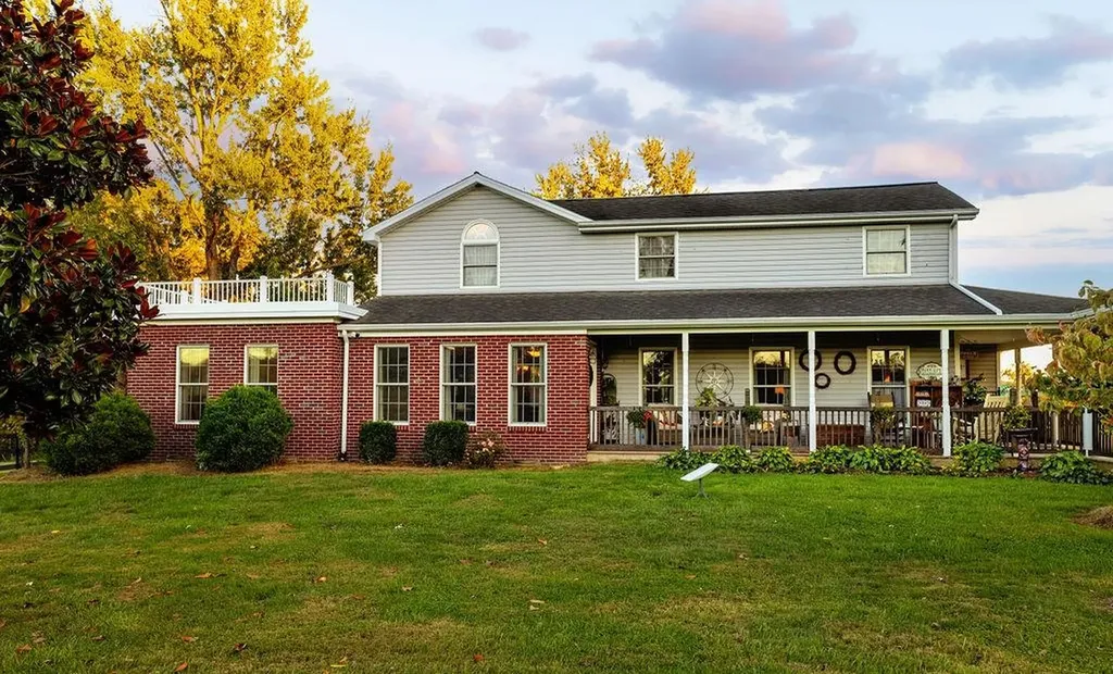 1086 Roman Road Mount Sidney VA 24467