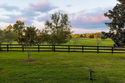1086 Roman Road Mount Sidney VA 24467