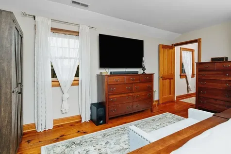 1086 Roman Road Mount Sidney VA 24467