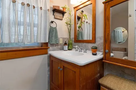 1086 Roman Road Mount Sidney VA 24467