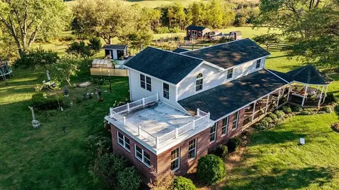 1086 Roman Road Mount Sidney VA 24467