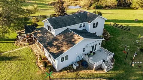 1086 Roman Road Mount Sidney VA 24467