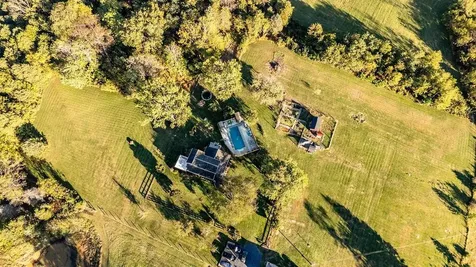 1086 Roman Road Mount Sidney VA 24467