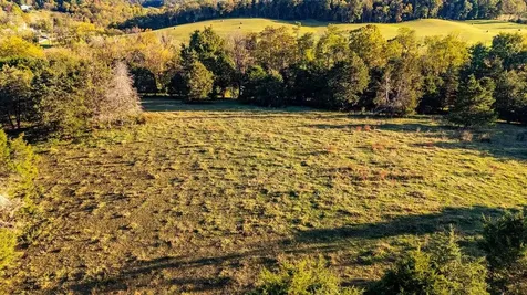 1086 Roman Road Mount Sidney VA 24467