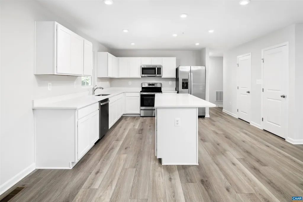 95 Everglades Road Barboursville VA 22923