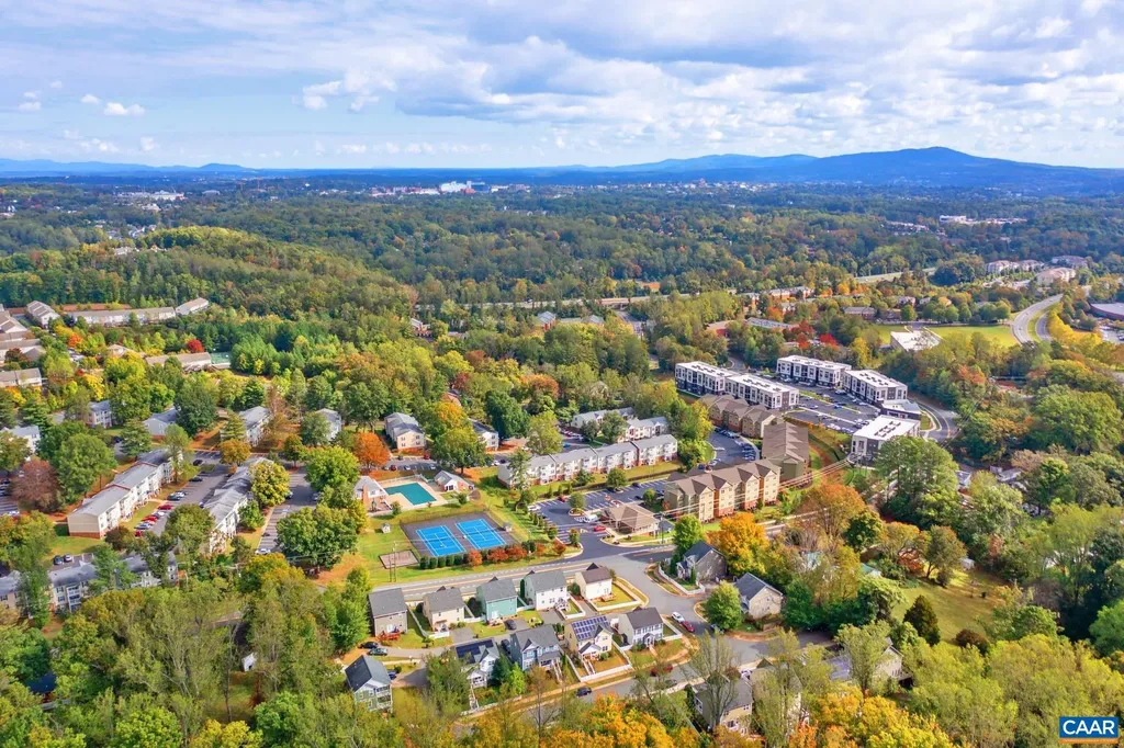 737 Country Green Road Charlottesville VA 22903