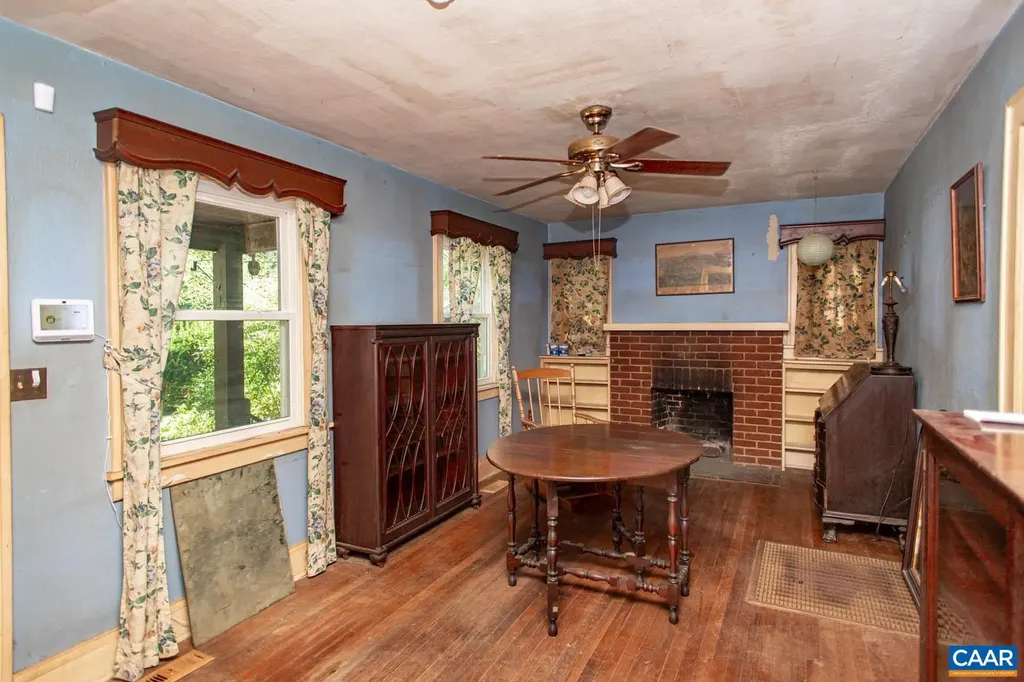 554 Valley Road Charlottesville VA 22903