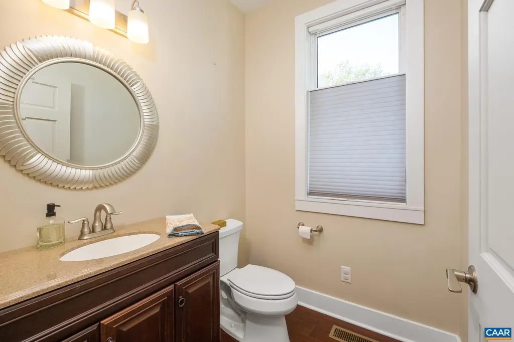 59 London Court Ruckersville VA 22968