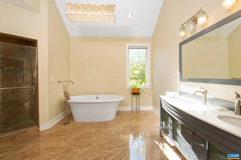 59 London Court Ruckersville VA 22968