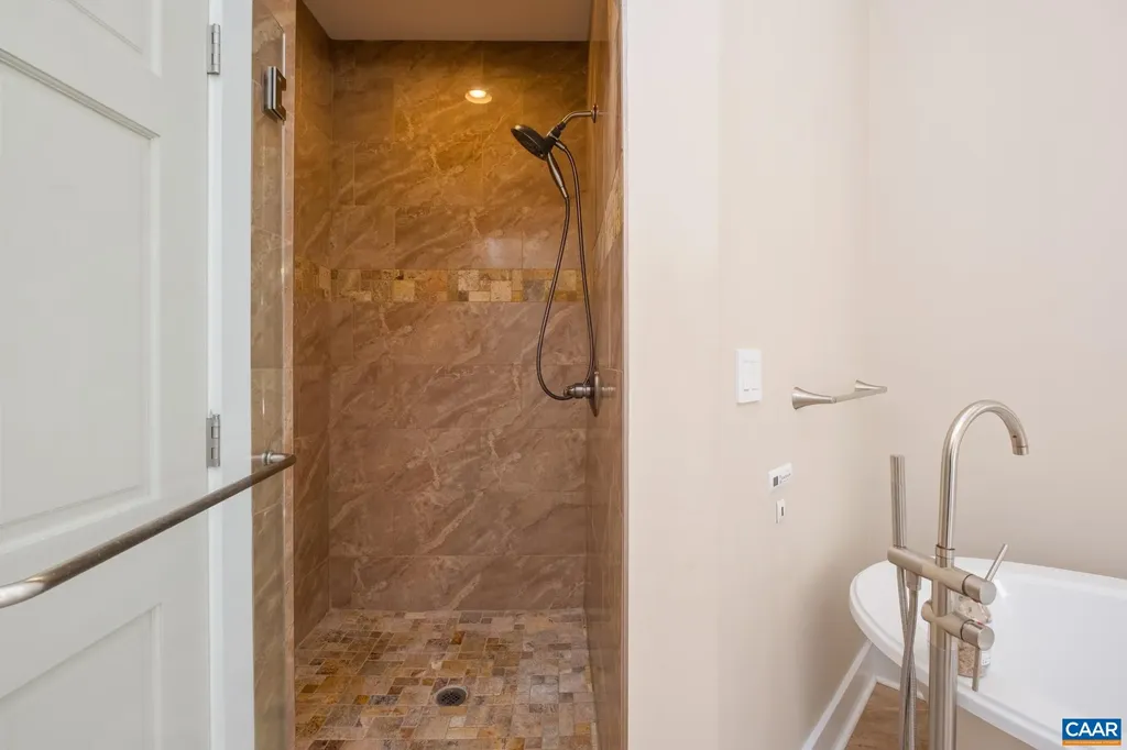 59 London Court Ruckersville VA 22968