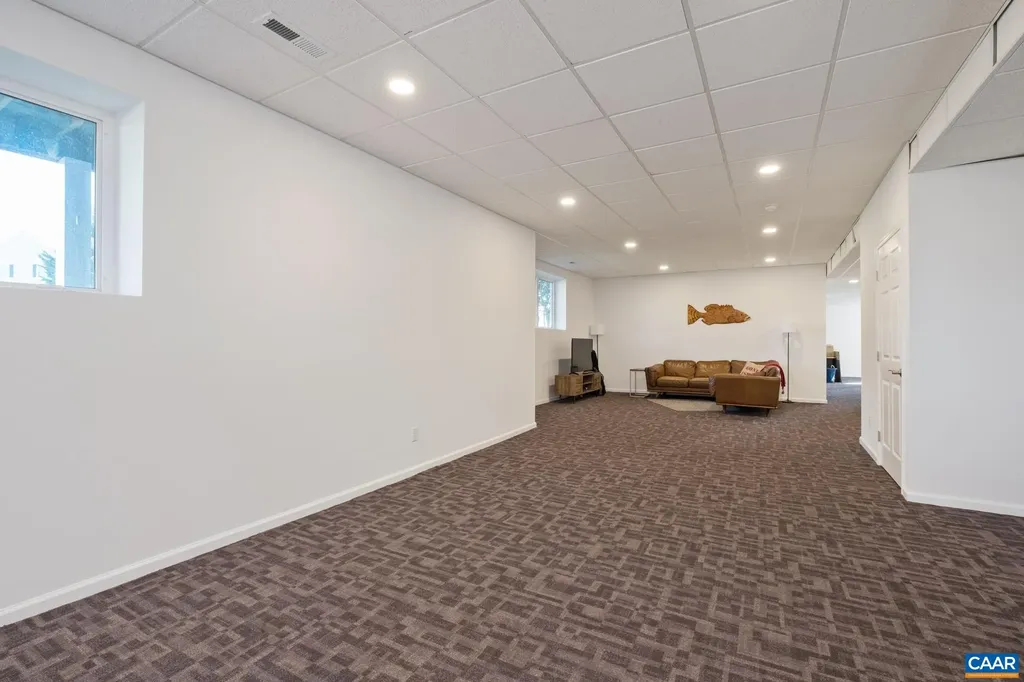 59 London Court Ruckersville VA 22968