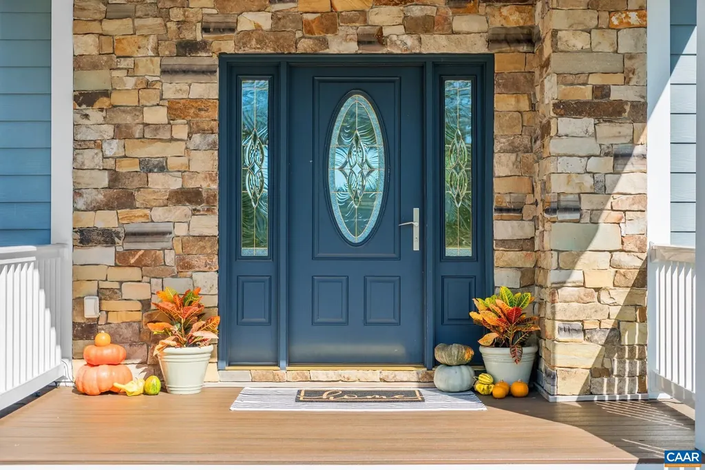 59 London Court Ruckersville VA 22968