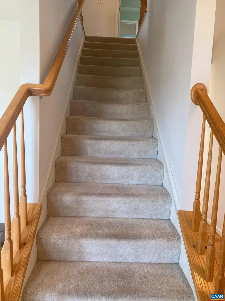 614 Holly Hill Drive Barboursville VA 22923