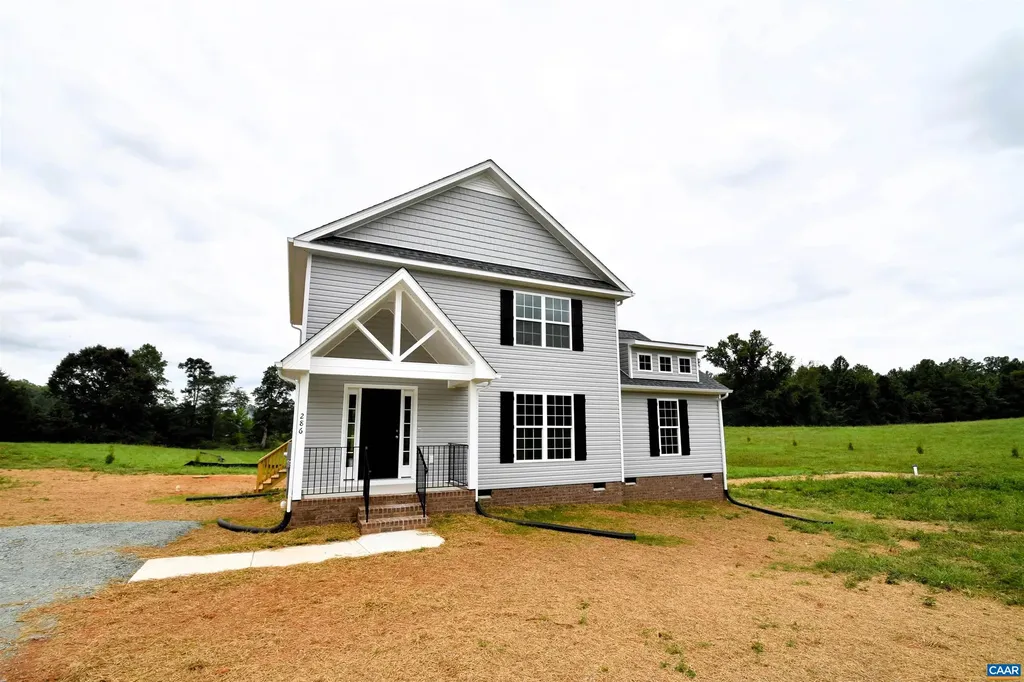 286 Bannister Town Road Louisa VA 23093