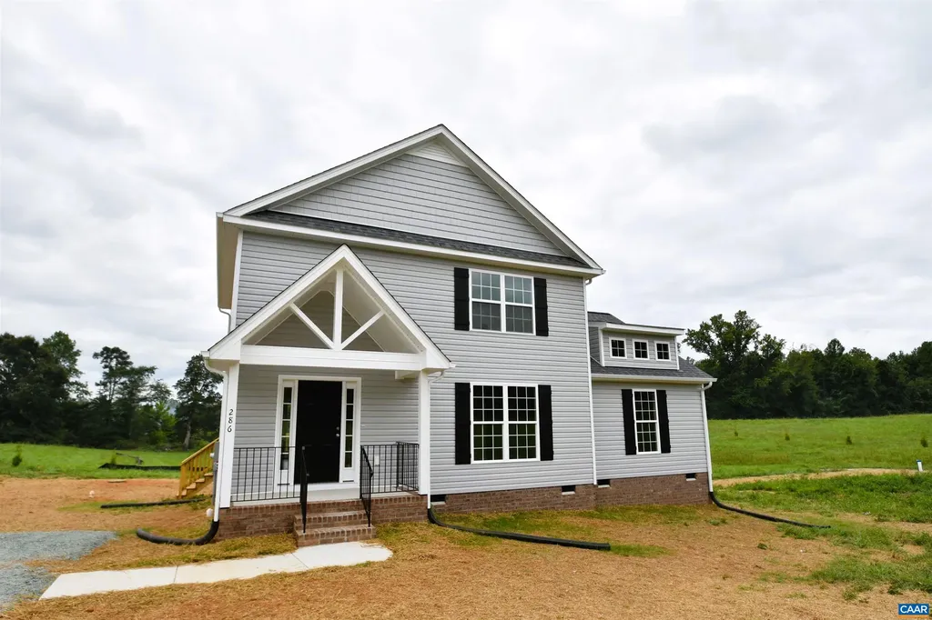 286 Bannister Town Road Louisa VA 23093