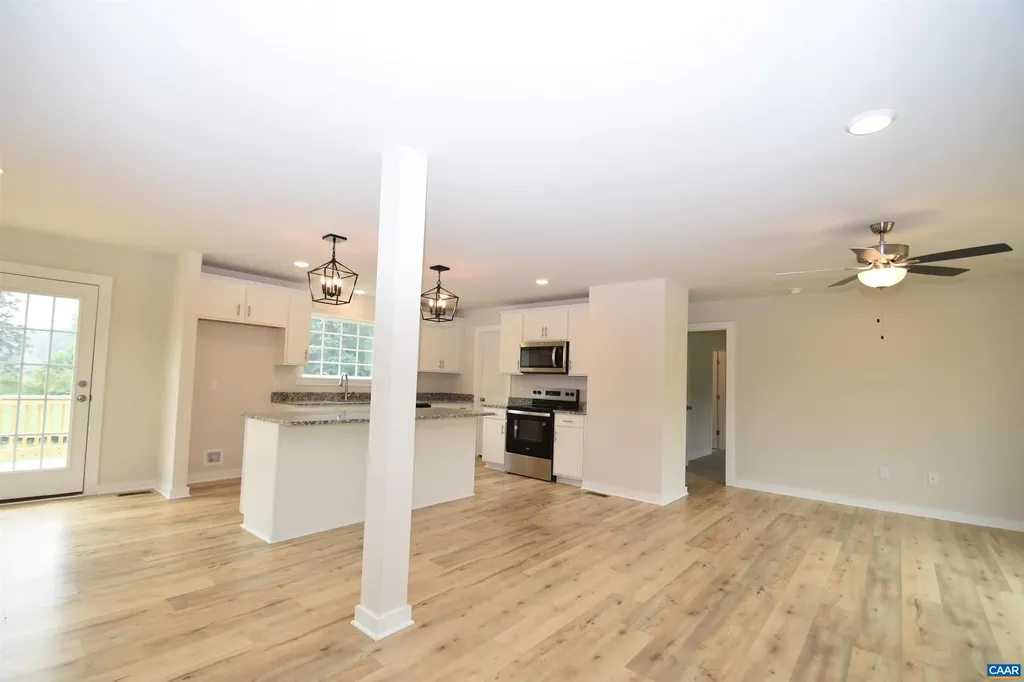 286 Bannister Town Road Louisa VA 23093