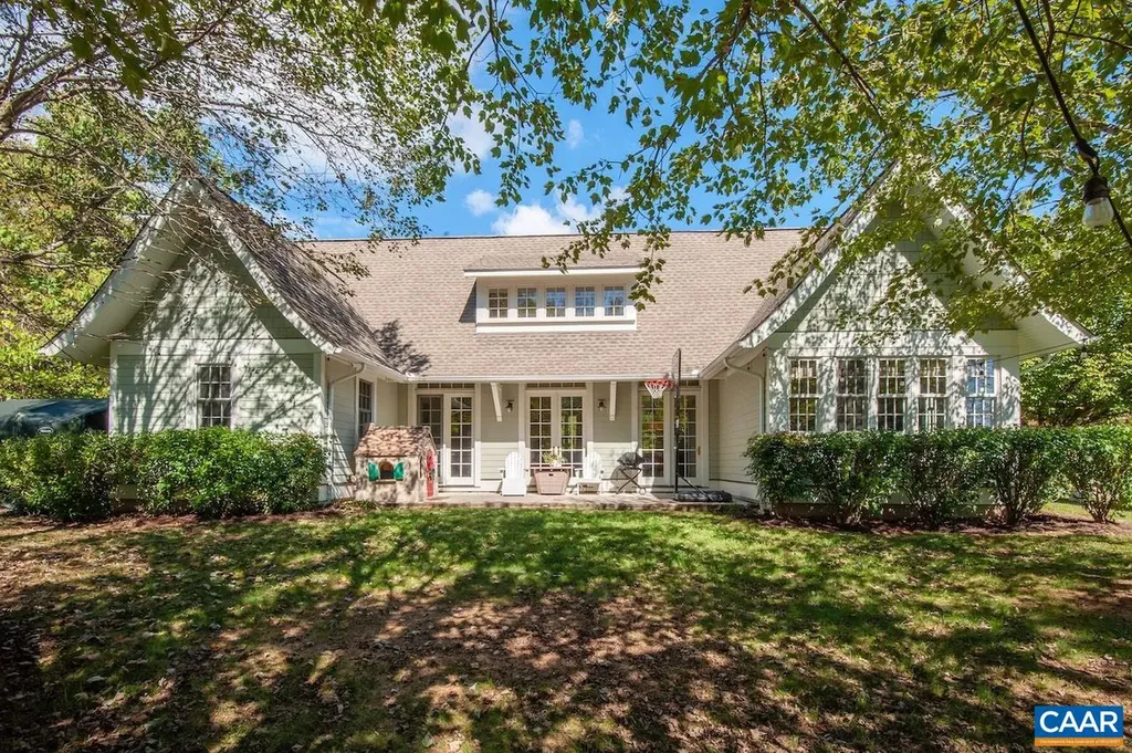 30 Cedar Meadow Drive Nellysford VA 22958