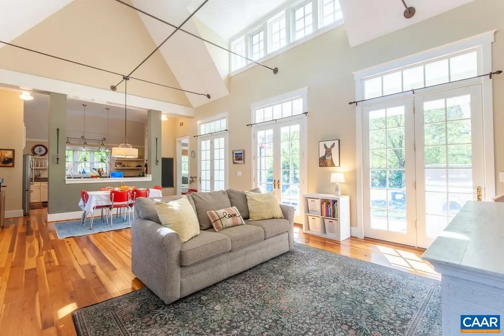 30 Cedar Meadow Drive Nellysford VA 22958