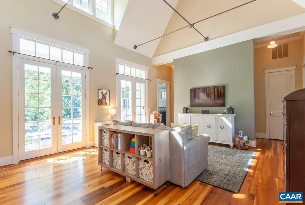 30 Cedar Meadow Drive Nellysford VA 22958