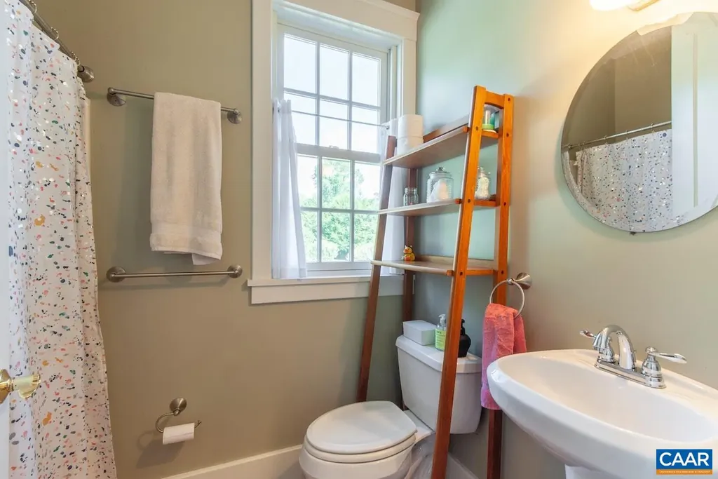 30 Cedar Meadow Drive Nellysford VA 22958