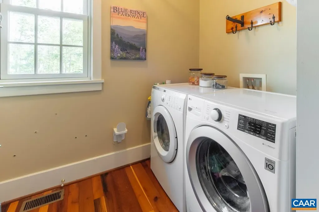 30 Cedar Meadow Drive Nellysford VA 22958