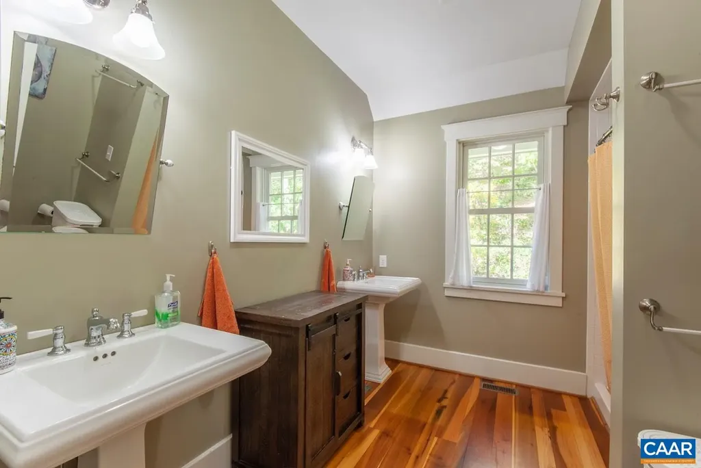 30 Cedar Meadow Drive Nellysford VA 22958