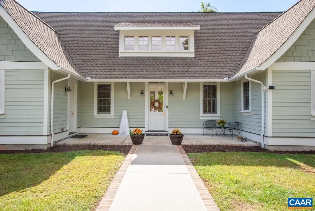 30 Cedar Meadow Drive Nellysford VA 22958