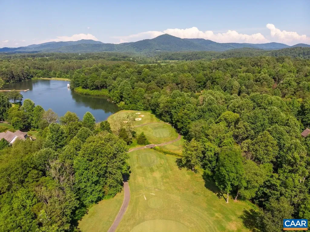 30 Cedar Meadow Drive Nellysford VA 22958