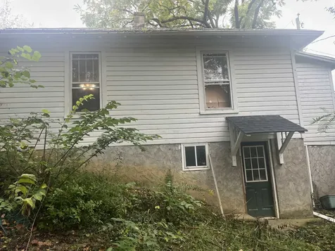 1221 Donaghe Street Staunton VA 24401