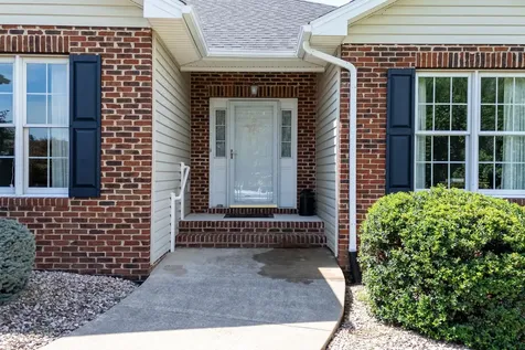 2915 Nutmeg Court Harrisonburg VA 22801