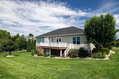 2915 Nutmeg Court Harrisonburg VA 22801