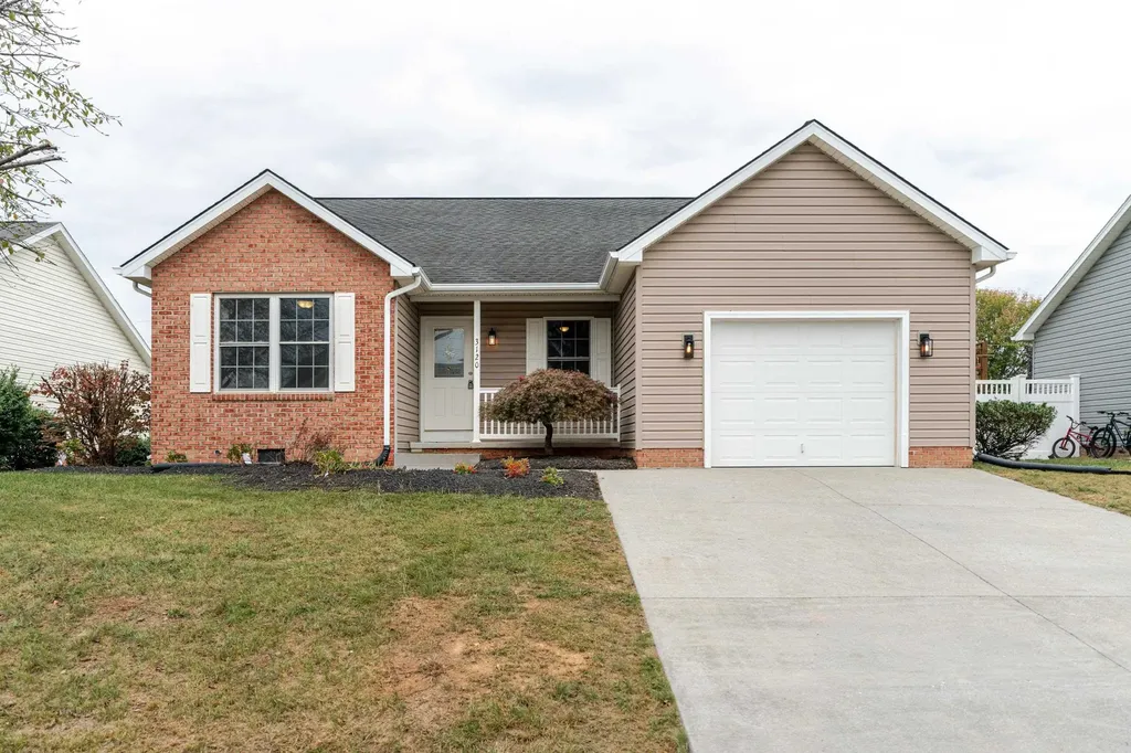 3120 Pride Circle Broadway VA 22815