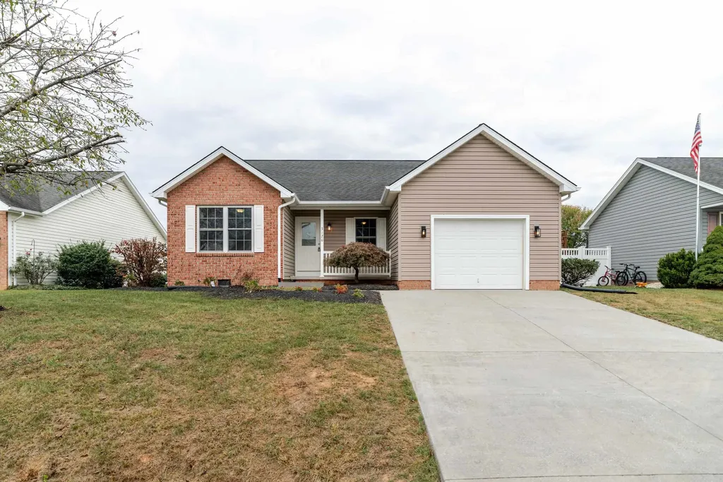 3120 Pride Circle Broadway VA 22815