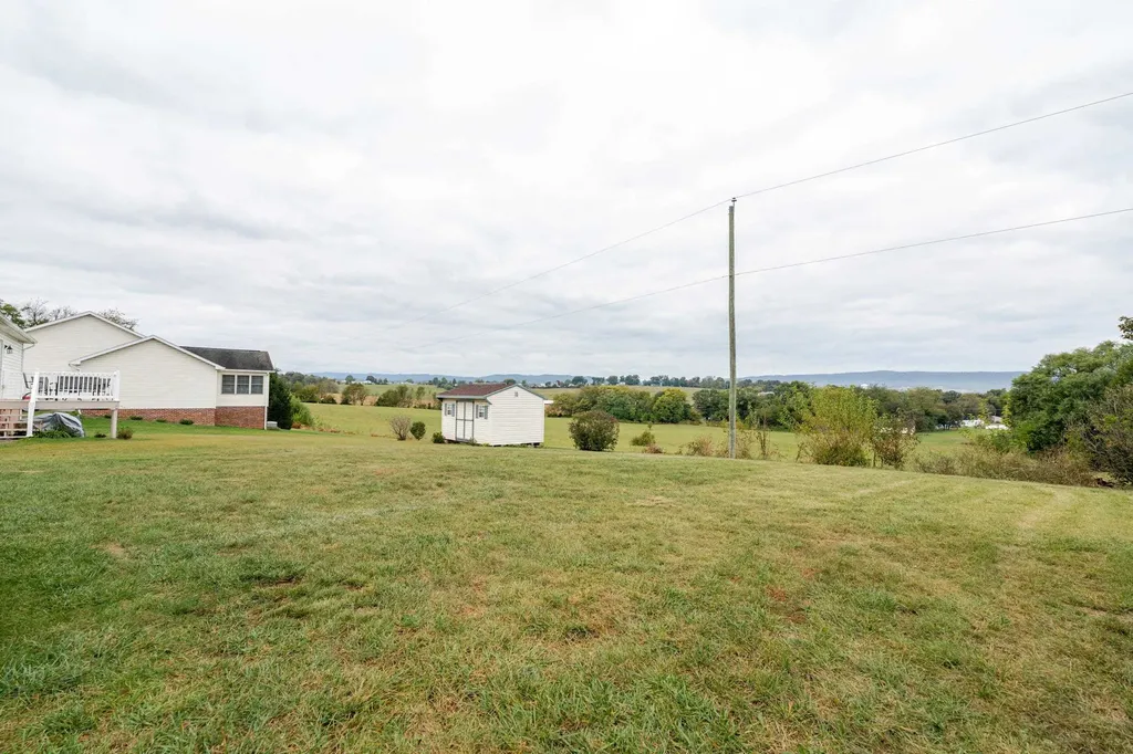 3120 Pride Circle Broadway VA 22815